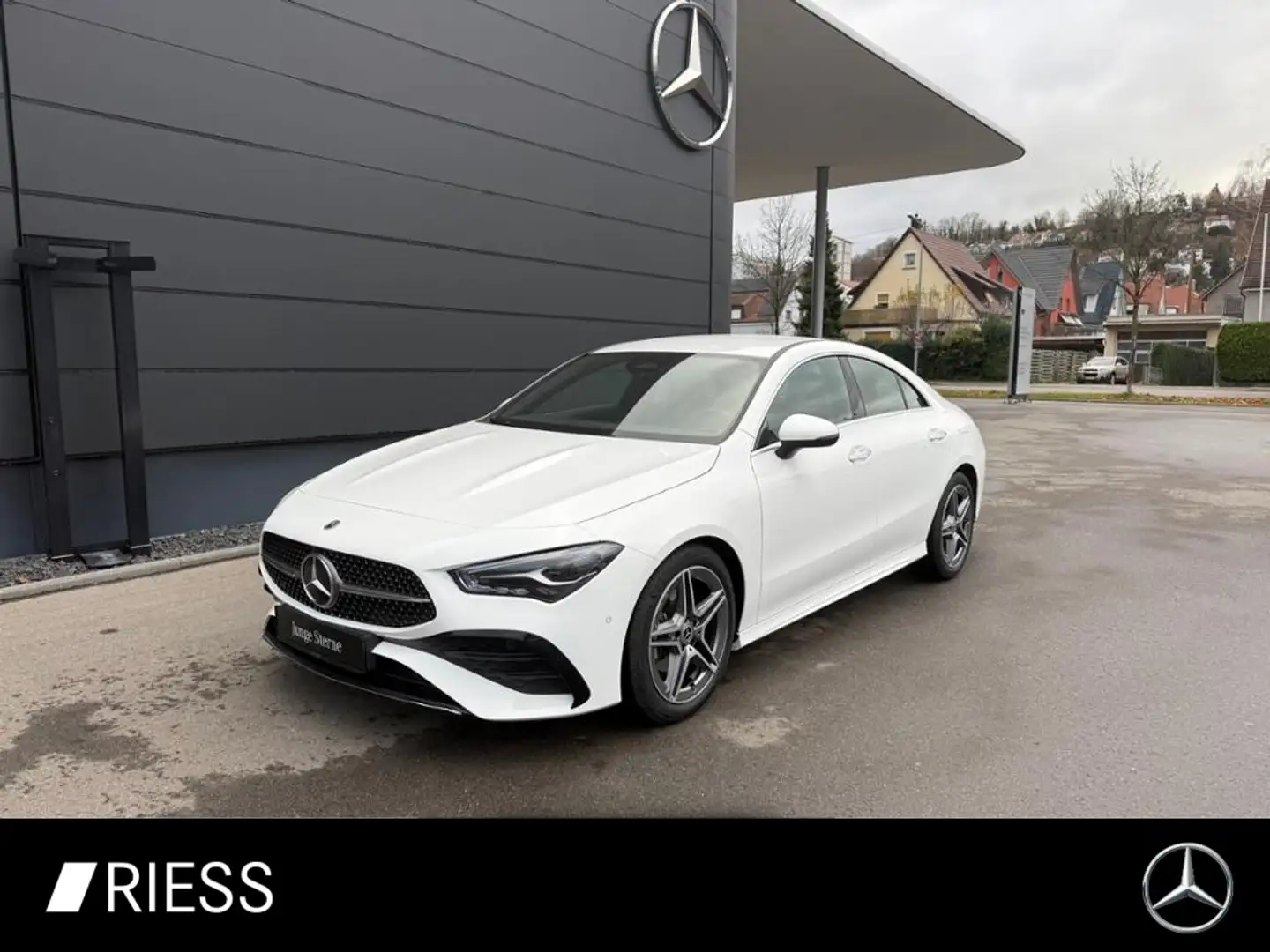 Mercedes-Benz CLA 180 AMG+MBUX+LED+Ambiente+Rückfahrkamera+++ Weiß - 1