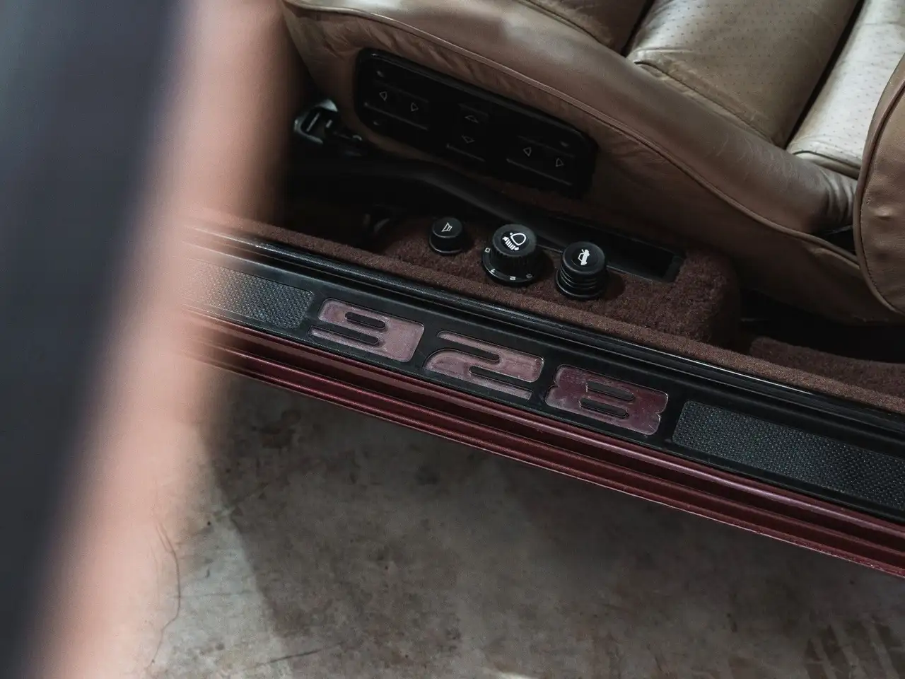 Porsche 928 S AUTO | LEDER | SCHECKHEFT | MWST AUSWEISBAR, foto 11