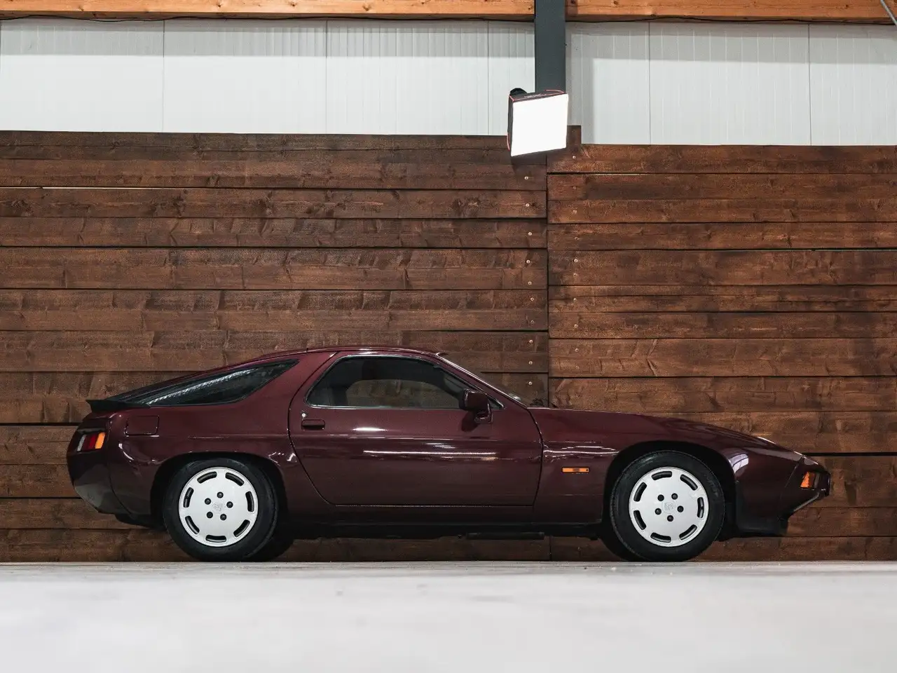 Porsche 928 S AUTO | LEDER | SCHECKHEFT | MWST AUSWEISBAR, foto 8