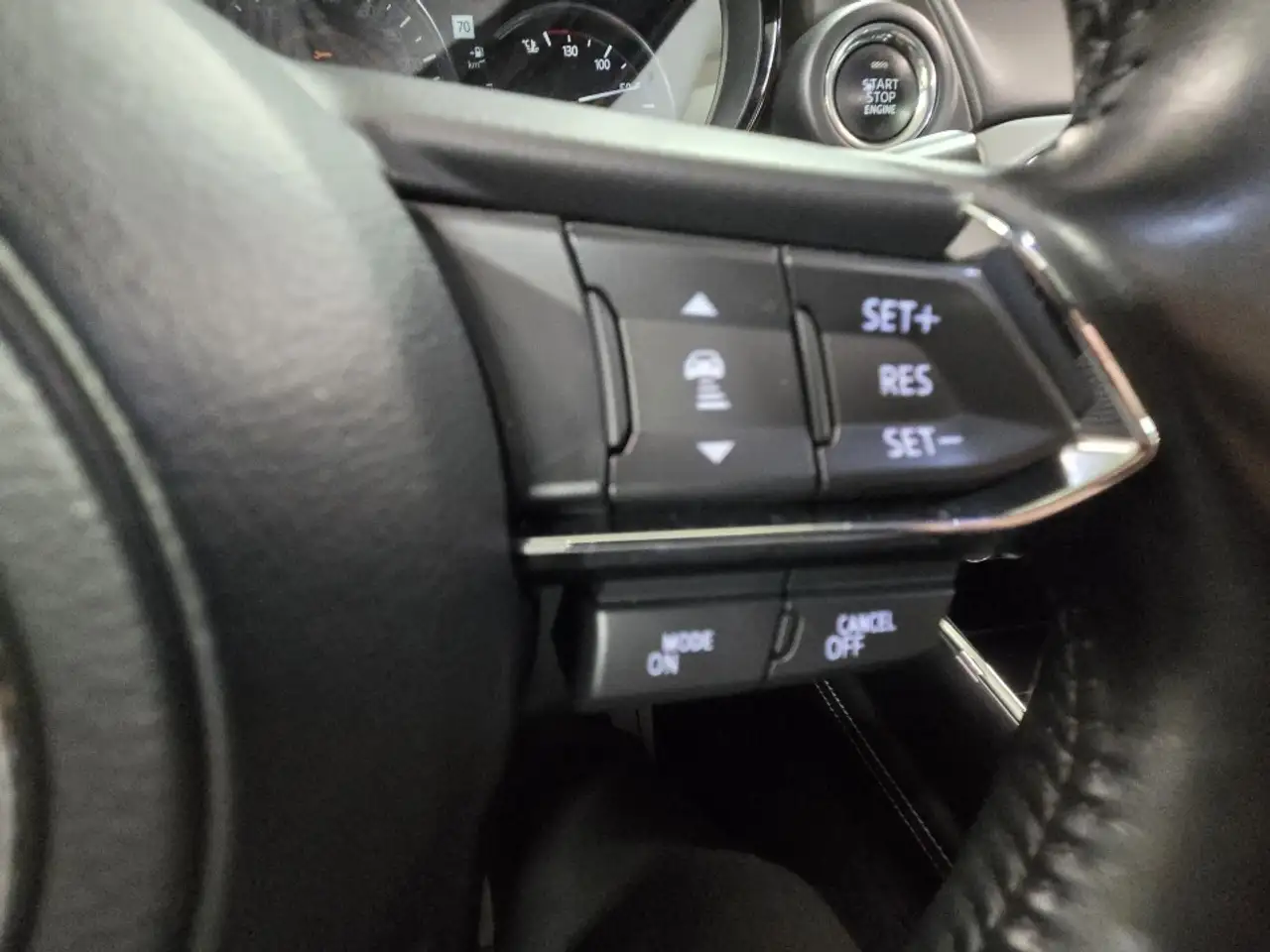 Mazda CX-9 снимка Mazda CX-9