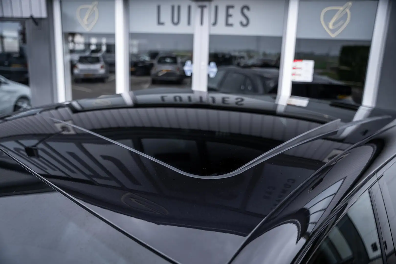 Porsche Cayenne 3.0 D Platinum Edition I SportChrono I Pano-dak I Negru - 2