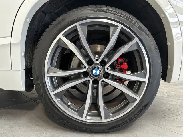 BMW X2 view 3