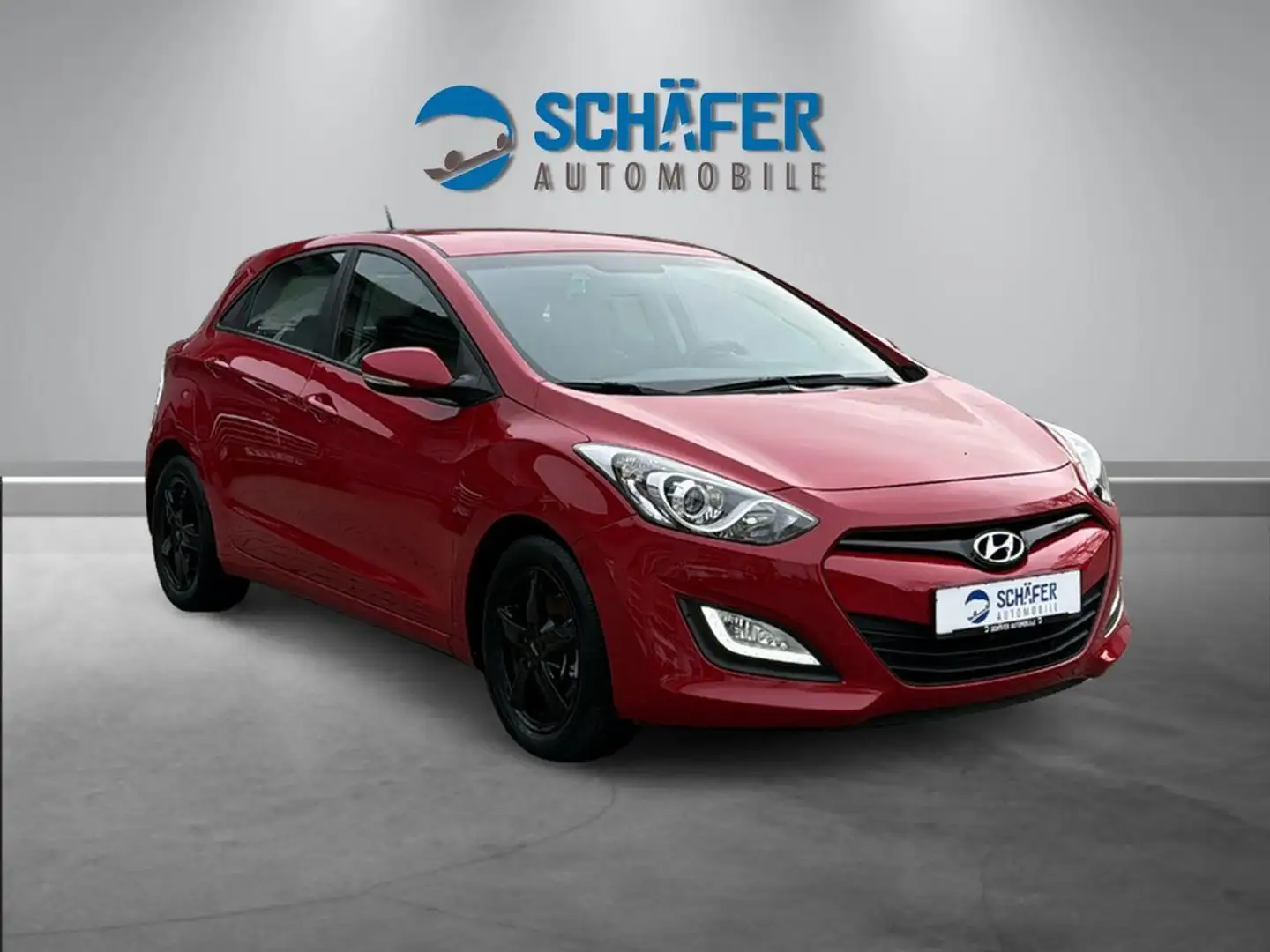 Hyundai i30 1.6 Trend #AUT #NAV #KLIM #SHZ #KAM Rot - 2