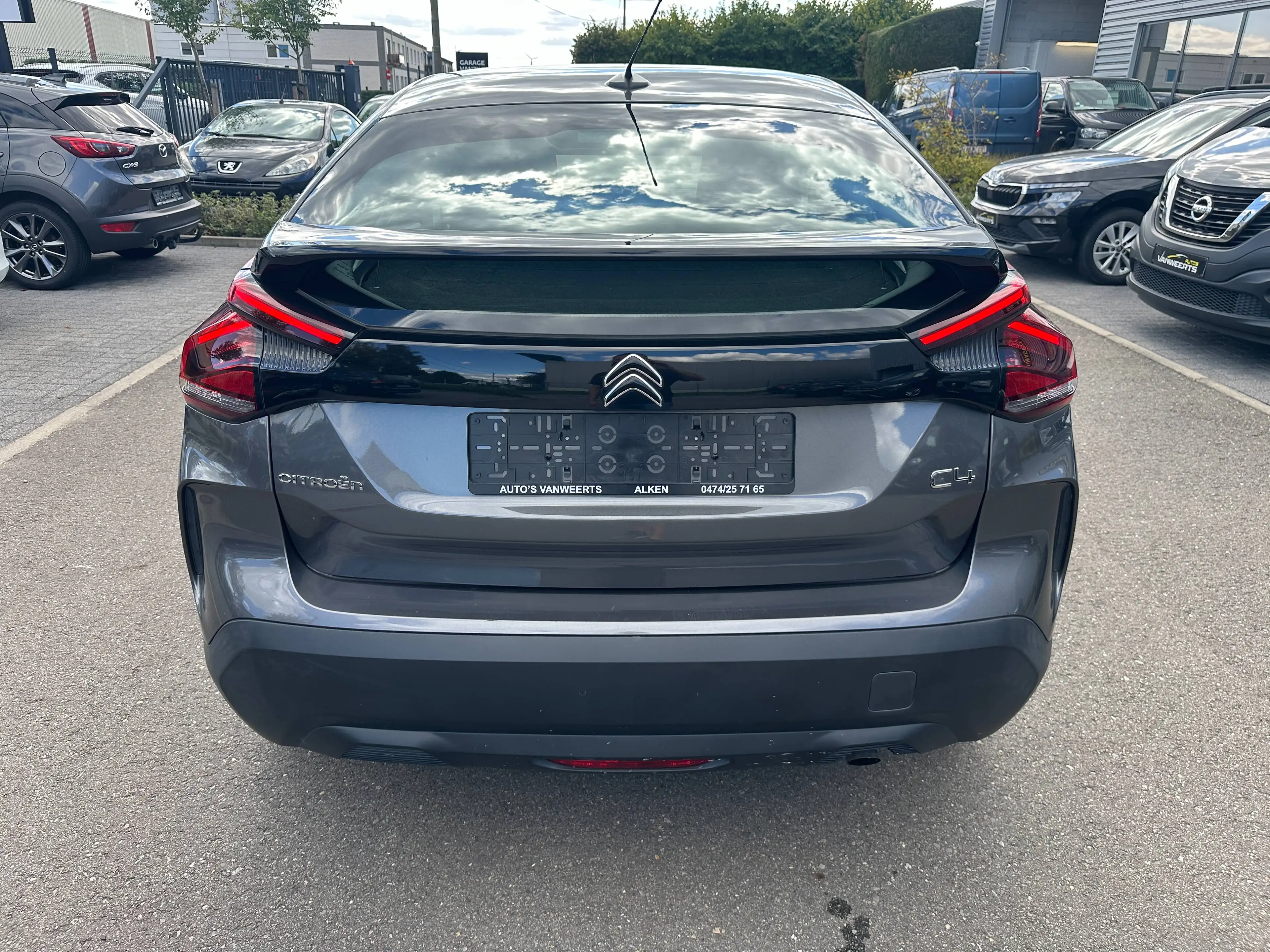 Citroen C4 C4 1.2 PureTech Feel S — photo 5