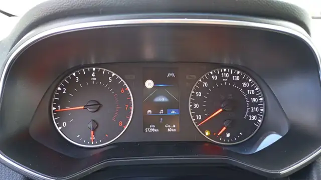 Renault Clio view 12
