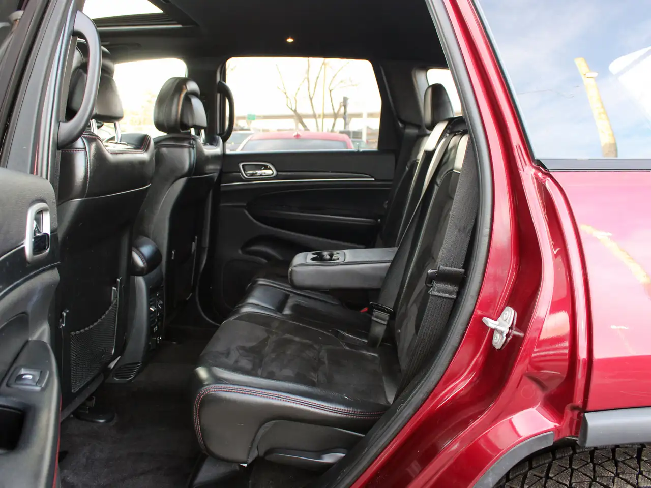 Jeep Grand Cherokee снимка Jeep Grand Cherokee