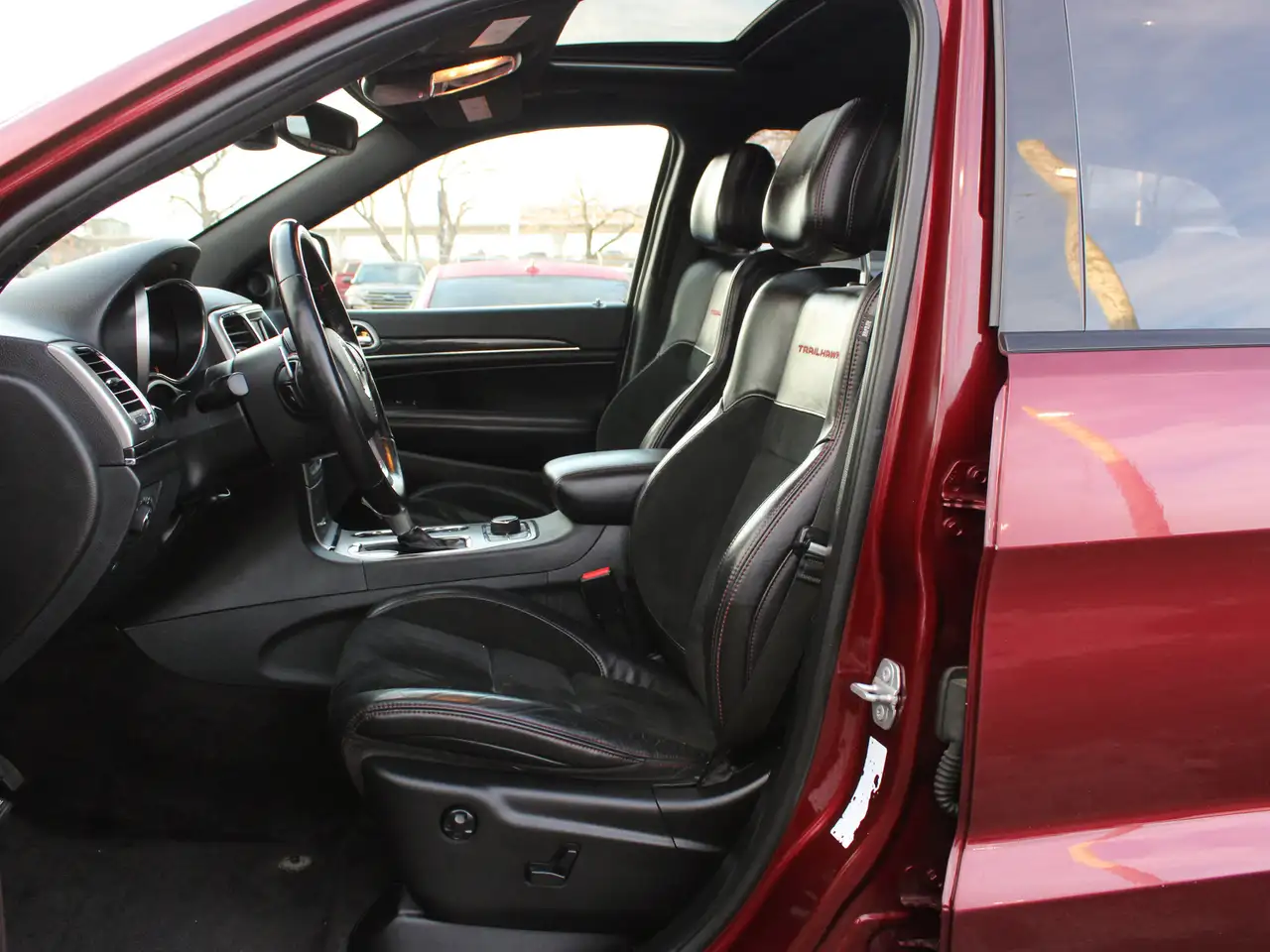 Jeep Grand Cherokee снимка Jeep Grand Cherokee