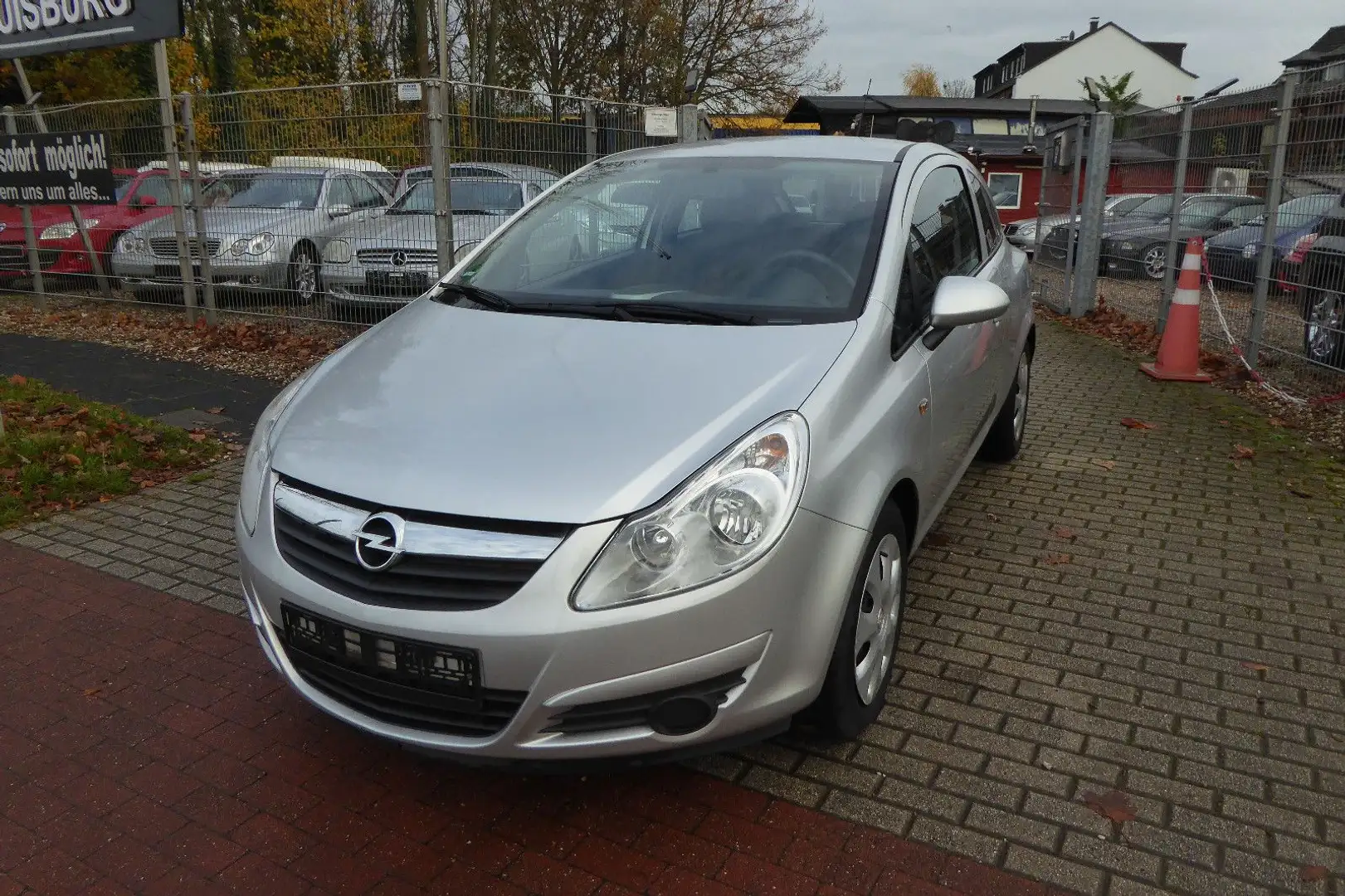 Opel Corsa D Edition/ Klima/ Isofix/ 5 Sitzer/ TOP!! Zilver - 1