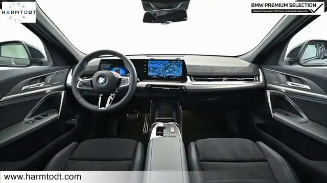 BMW X2 view 12