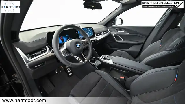 BMW X2 view 10