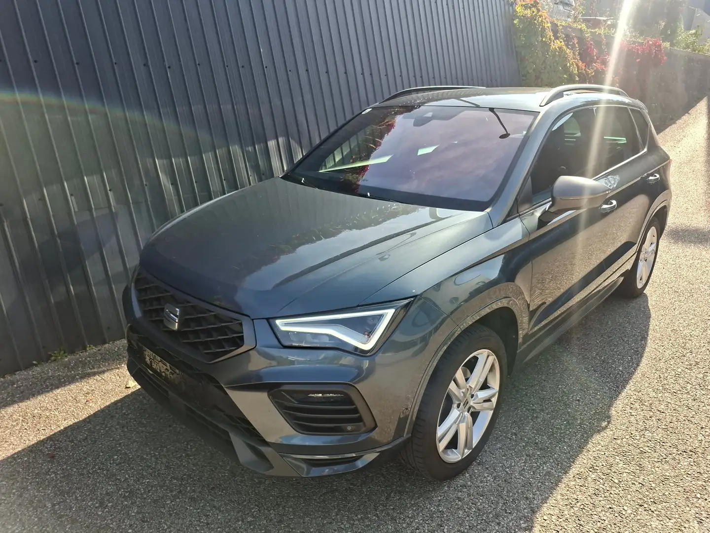 SEAT Ateca FR 1.5 TSI ACT DSG Grau - 1