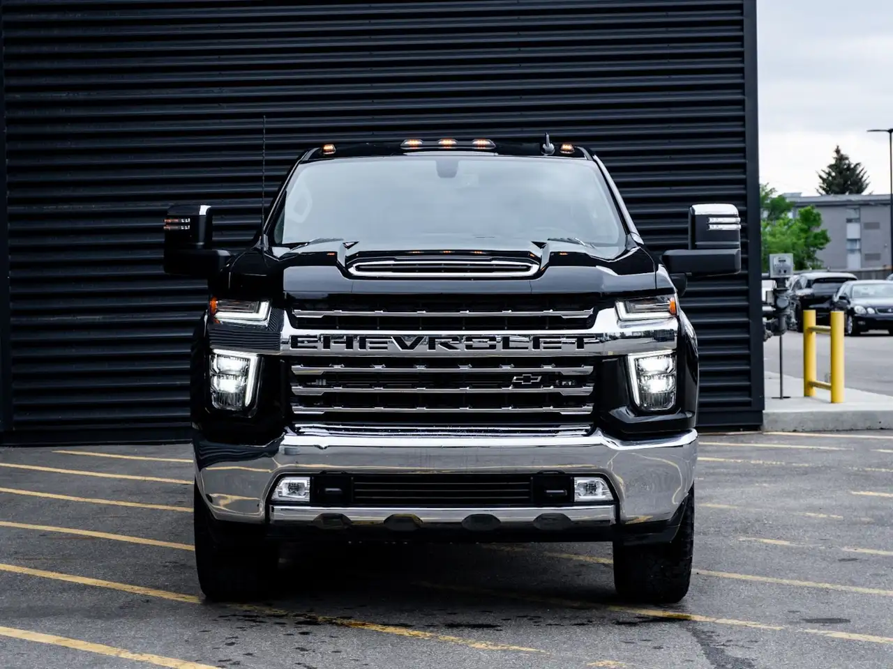 Chevrolet Silverado 3500 photo Chevrolet Silverado 3500