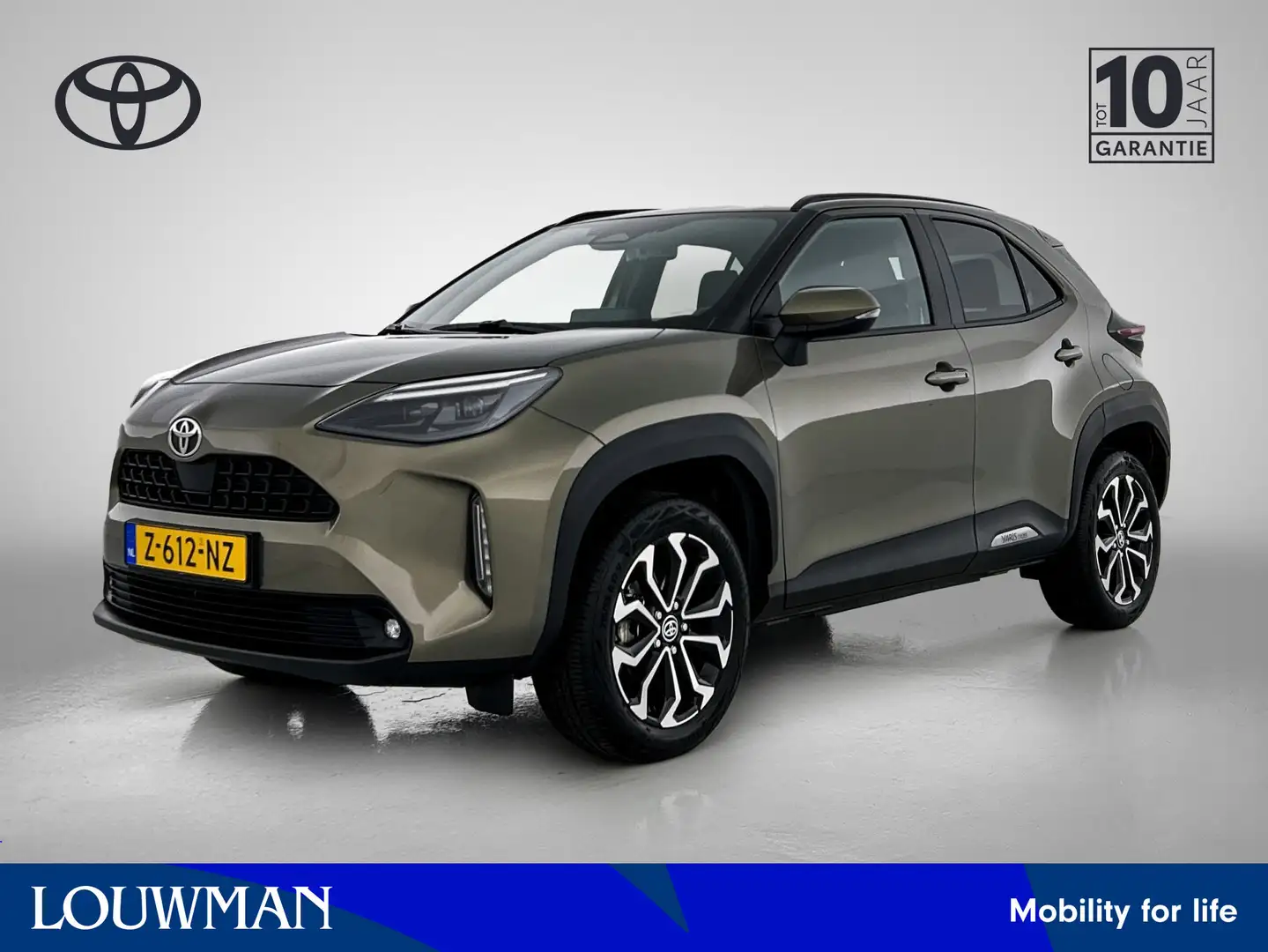 Toyota Yaris Cross 1.5 Hybrid 115 First Edition Groen - 1