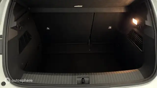 Renault Megane view 14