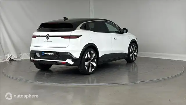 Renault Megane view 5