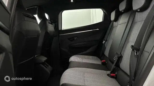 Renault Megane view 13