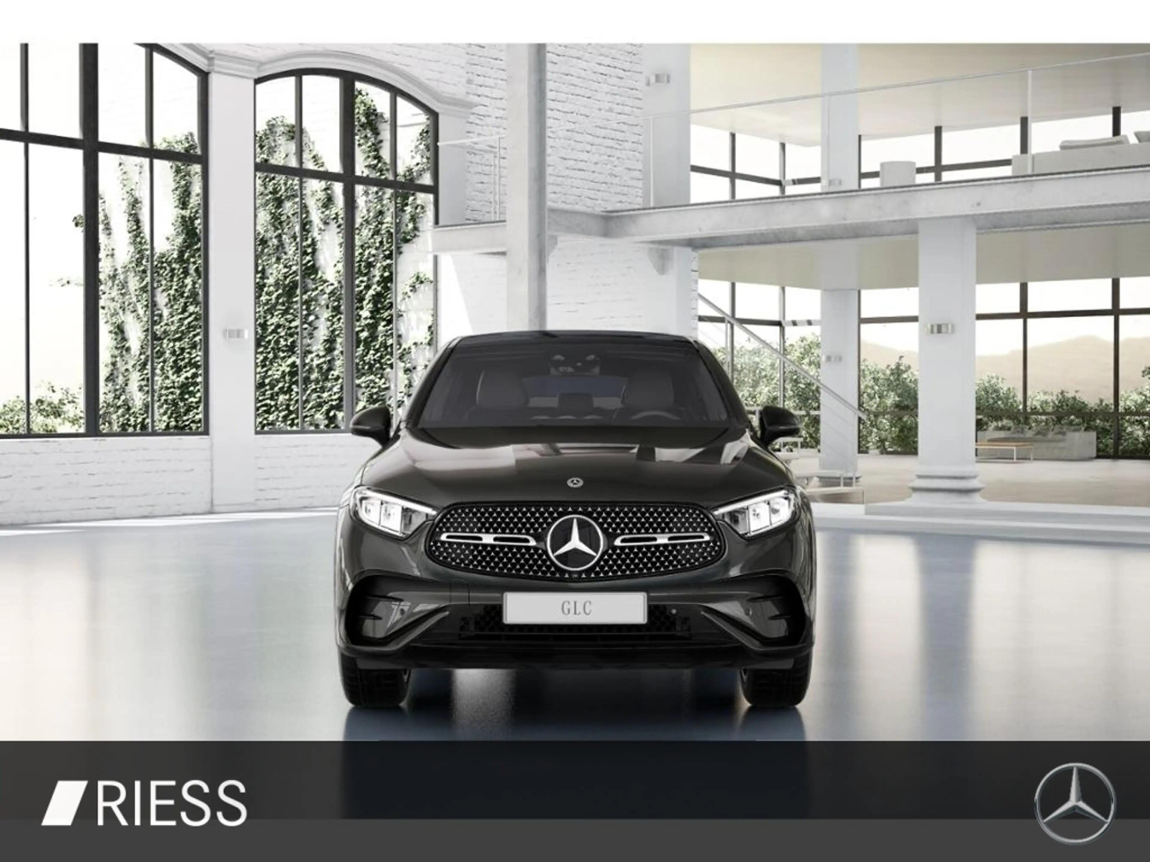 Mercedes-Benz GLC 220 d 4M Cp AMG Sport Night Distr Pano AHK Keyl 20" — photo 3