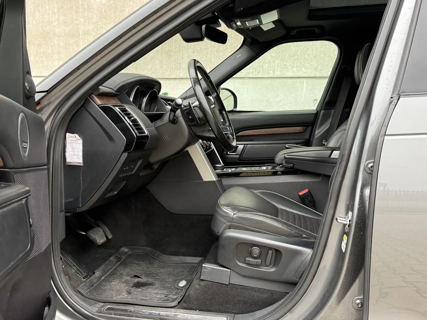Land Rover Discovery 3.0 Td6 HSE Luxury 7p. Gris - 2