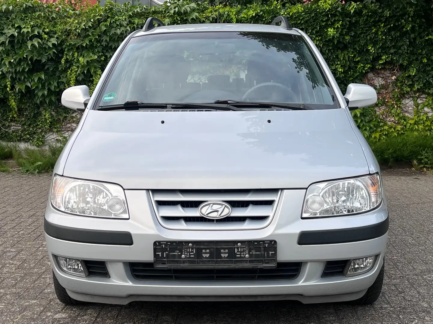 Hyundai Matrix 1.6 GLS 1.Hand Klima AHK TÜV Neu Grau - 2