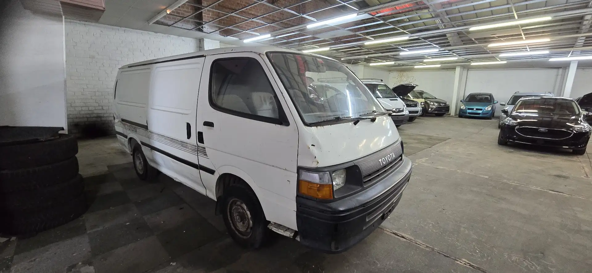 Toyota Hiace Hi-Ace Lang chassis - 2