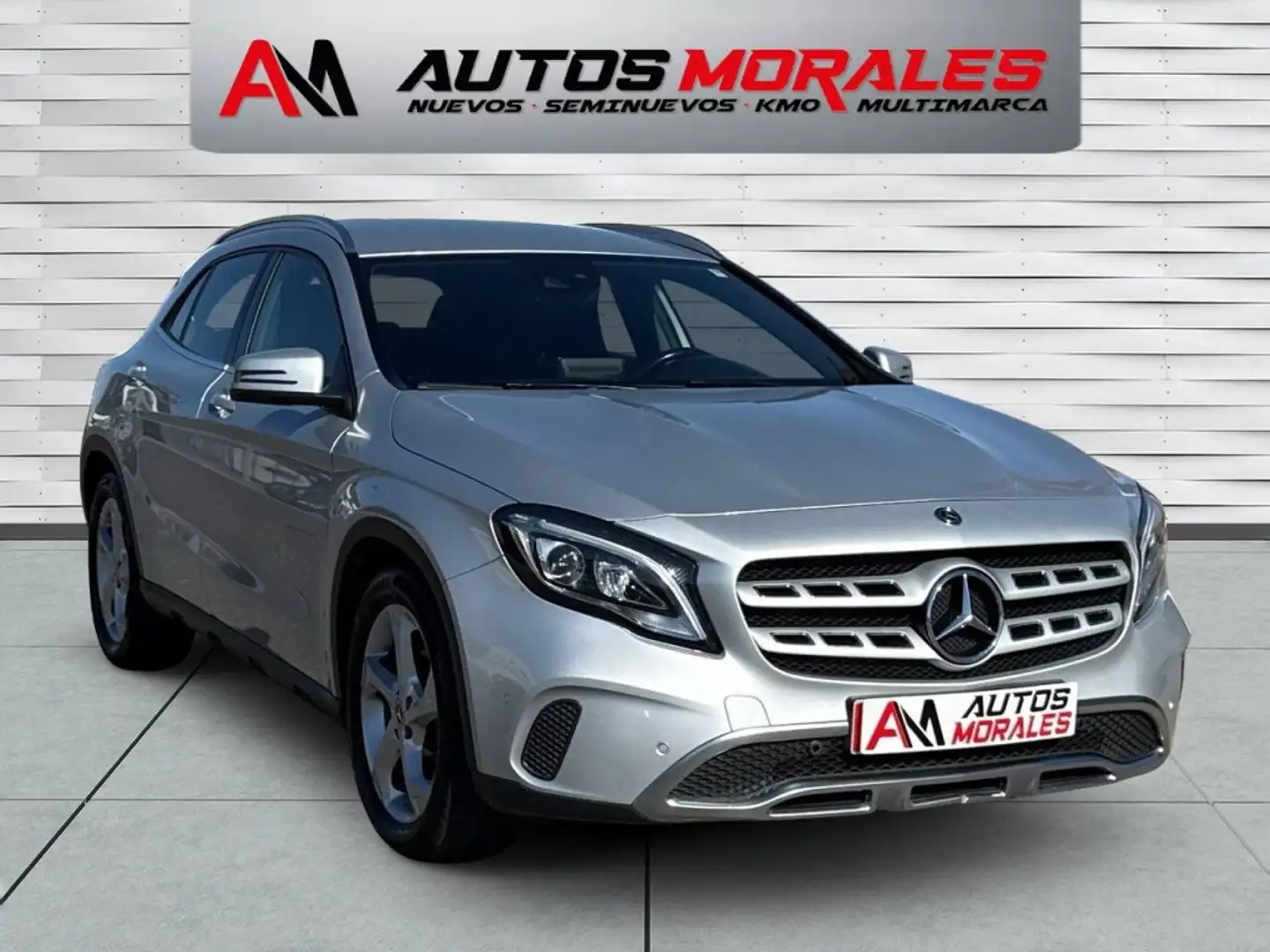 Mercedes-Benz GLA 200 200d 7G-DCT Argent - 2