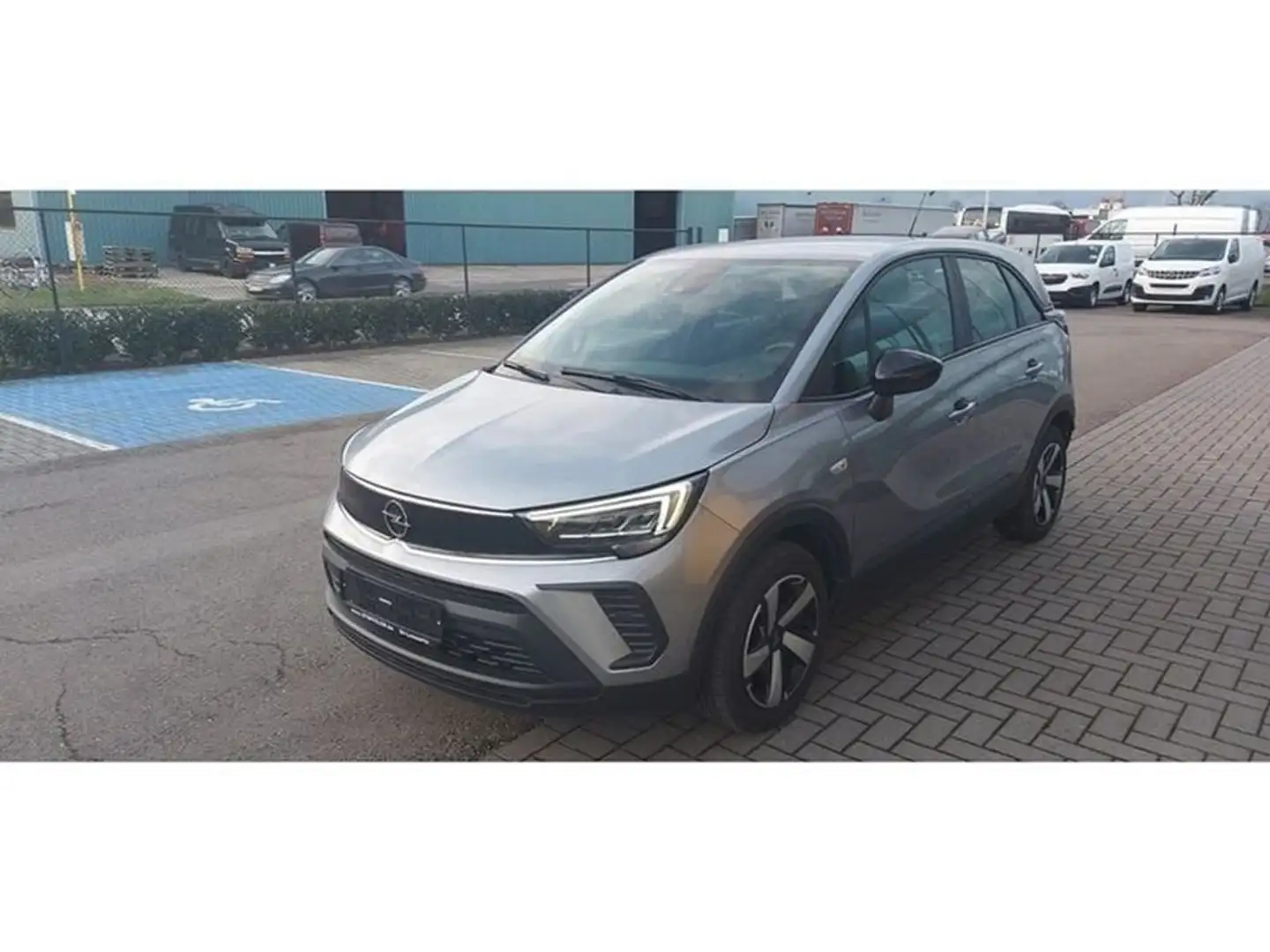 Opel Crossland 1.2B 83PK Edition Navi, Camera 10/03/2022 Gris - 2