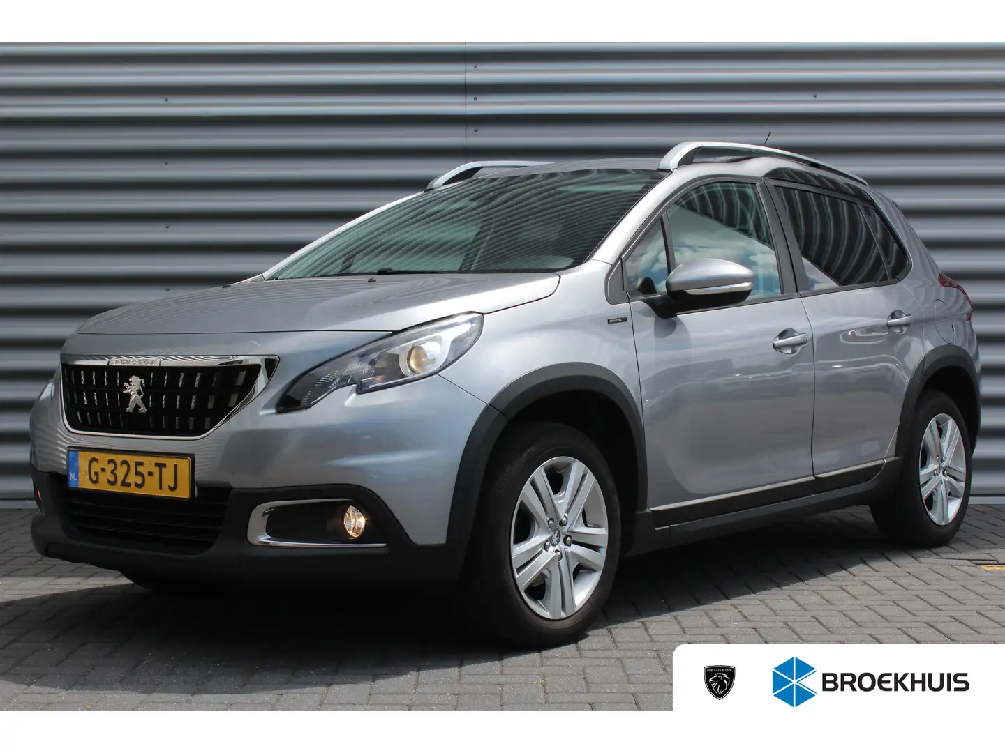 Peugeot 2008 1.2 PURETECH 110PK SIGNATURE / NAVI / AIRCO / LED Grijs - 1