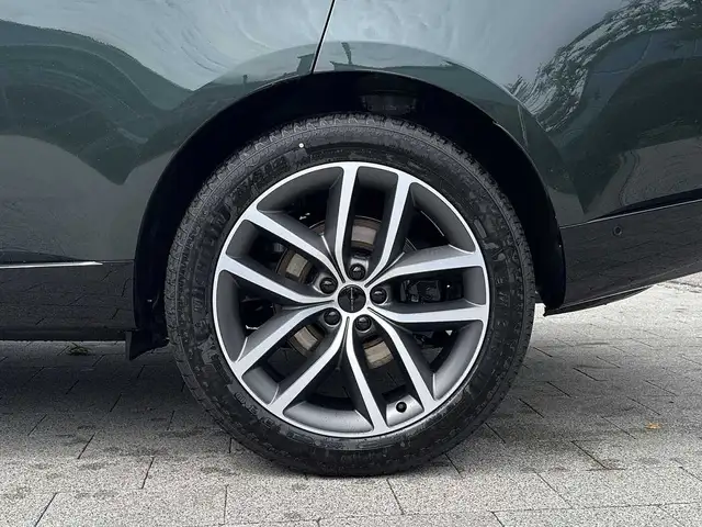 Land Rover Range Rover view 9