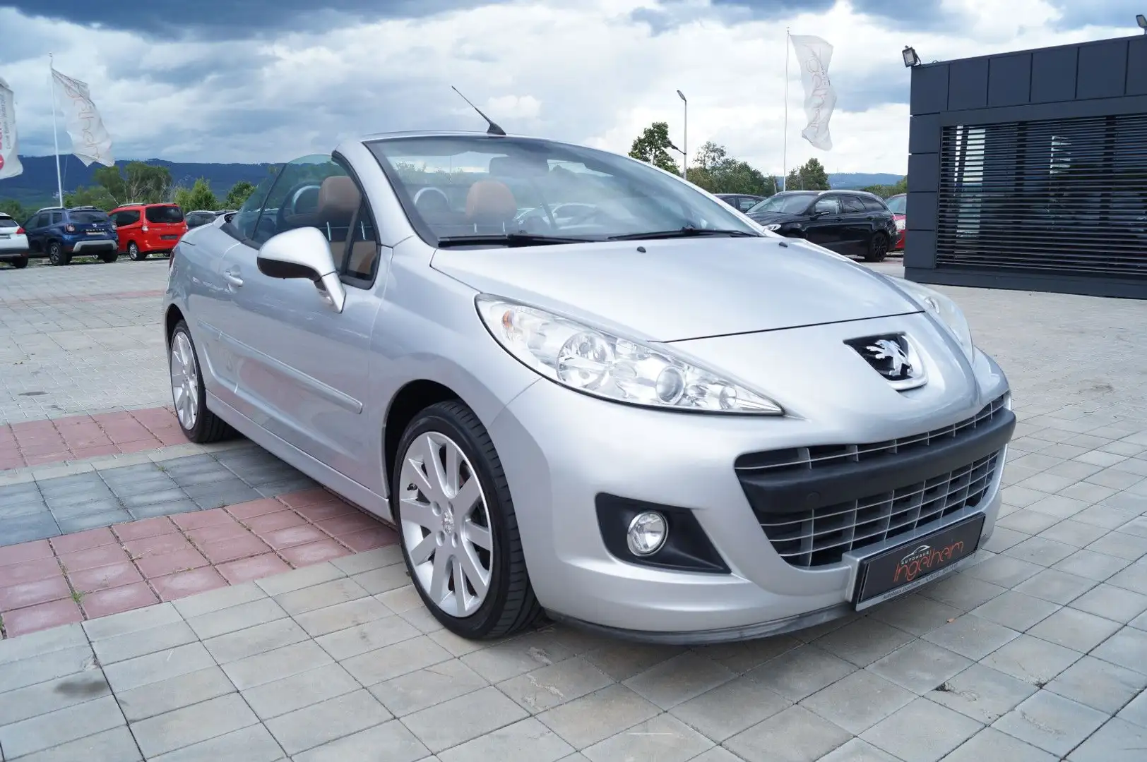 Peugeot 207 CC Cabrio-Coupe Platinum Klimatronik PDC SHZ Argent - 1