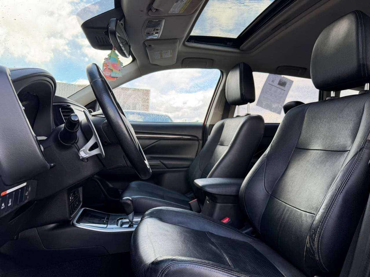 2017 Mitsubishi Outlander GT thumb 15