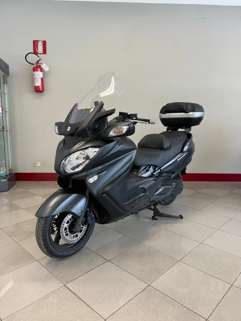 Suzuki Burgman 650 Executive - 1