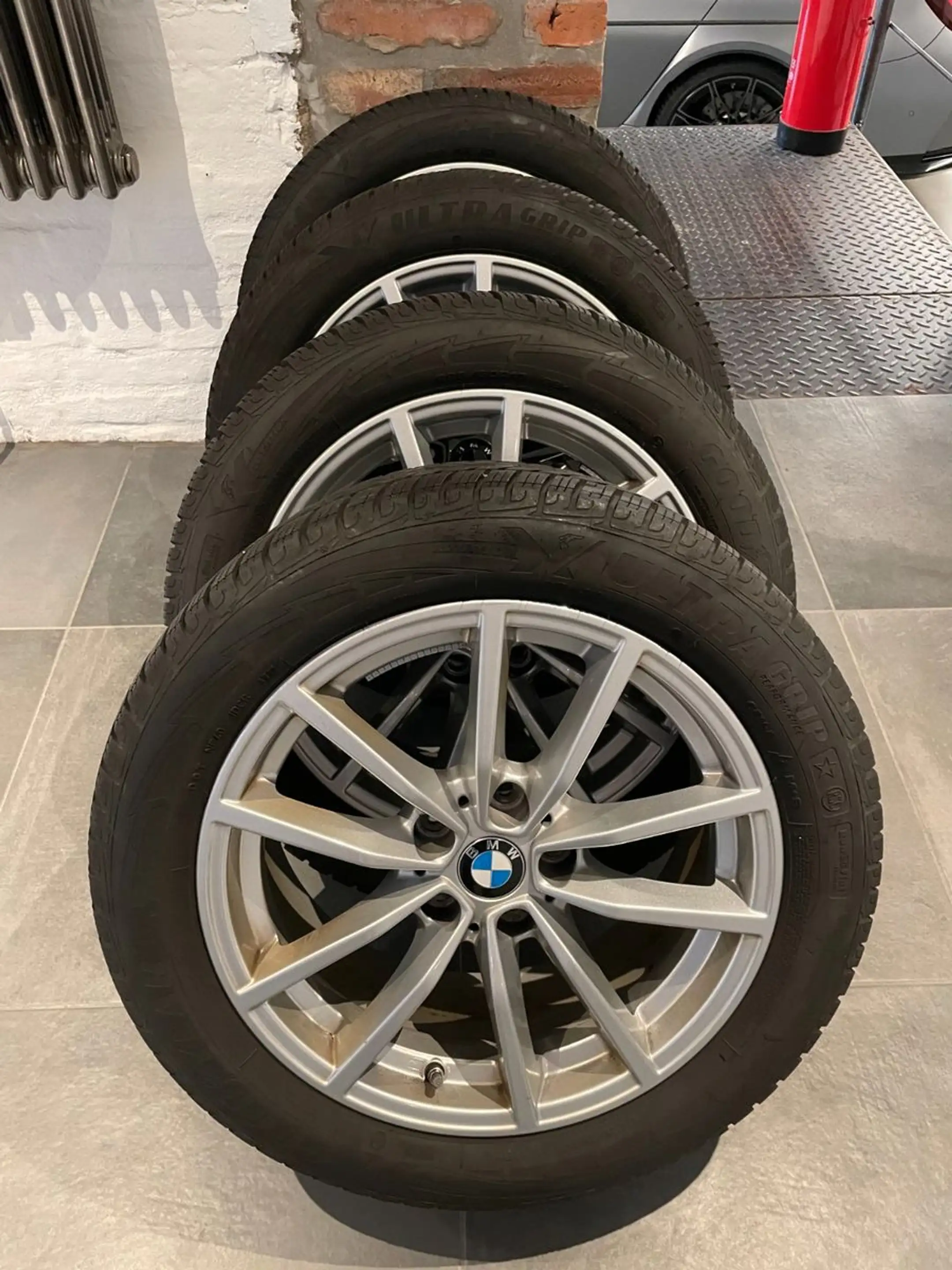 BMW 320 d xDrive M Sport ACC AHK HuD HiFi Pano 19" — photo 43