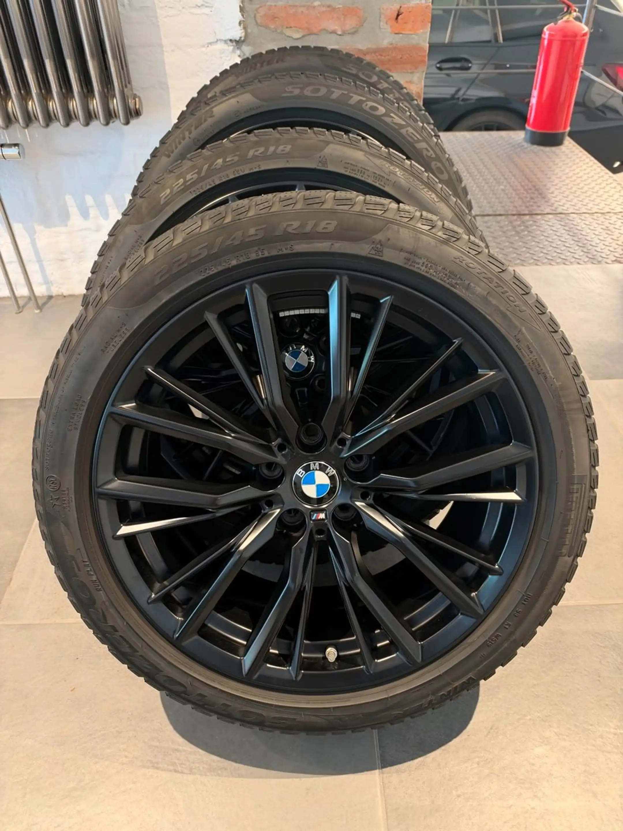 BMW 320 d xDrive M Sport ACC AHK HuD HiFi Pano 19" — photo 44