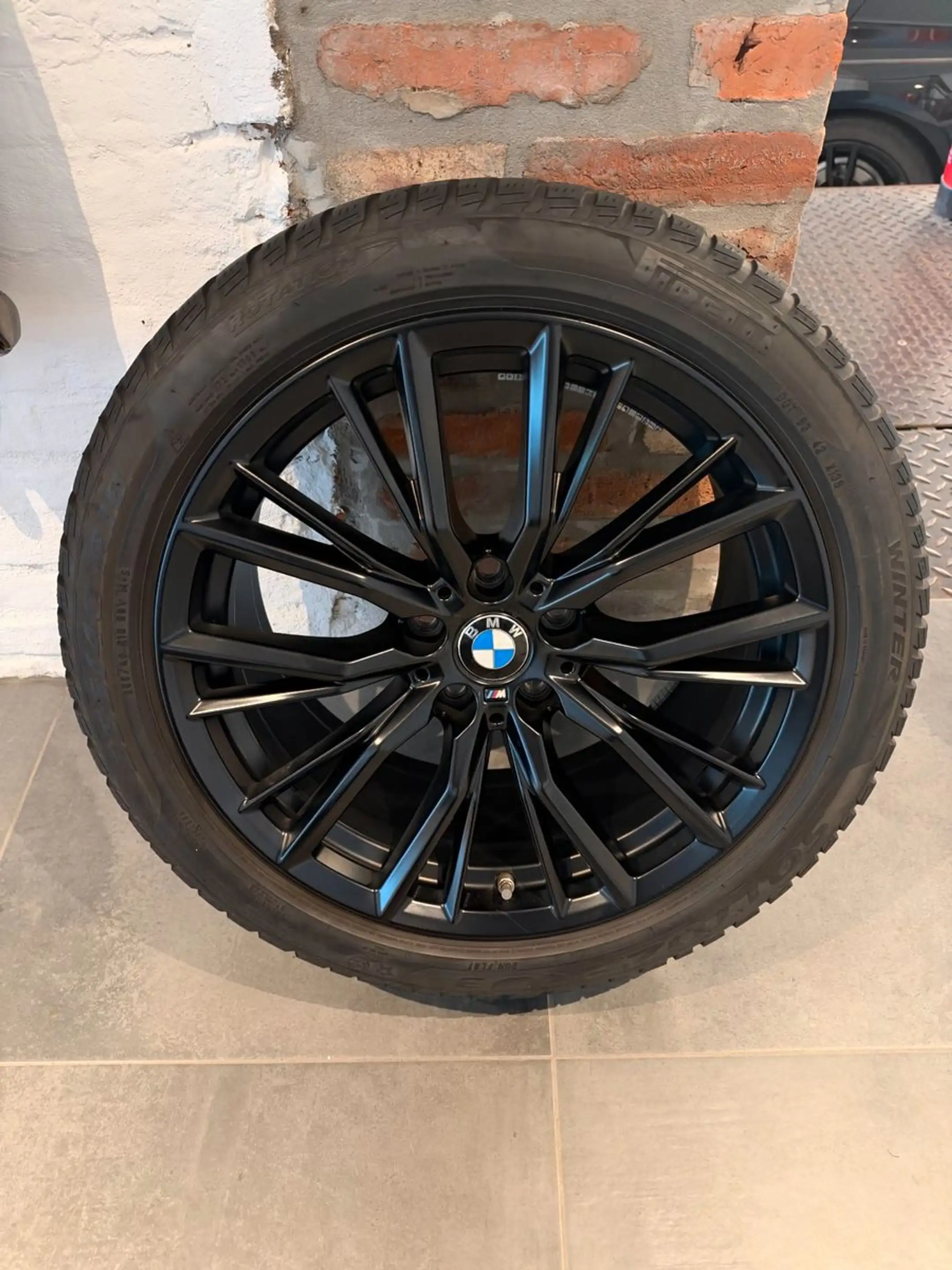 BMW 320 d xDrive M Sport ACC AHK HuD HiFi Pano 19" — photo 47