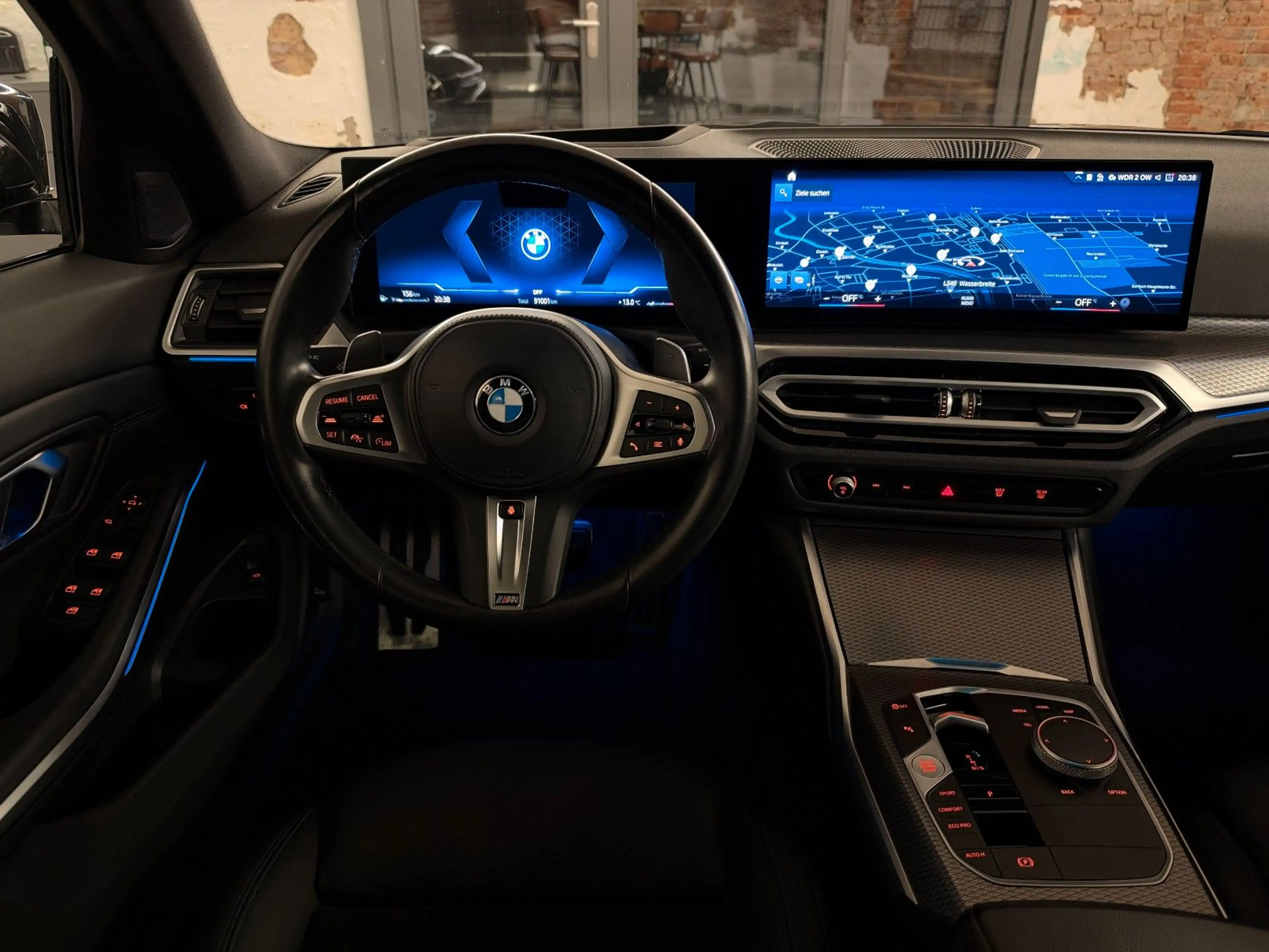 BMW 320 d xDrive M Sport ACC AHK HuD HiFi Pano 19" — photo 20