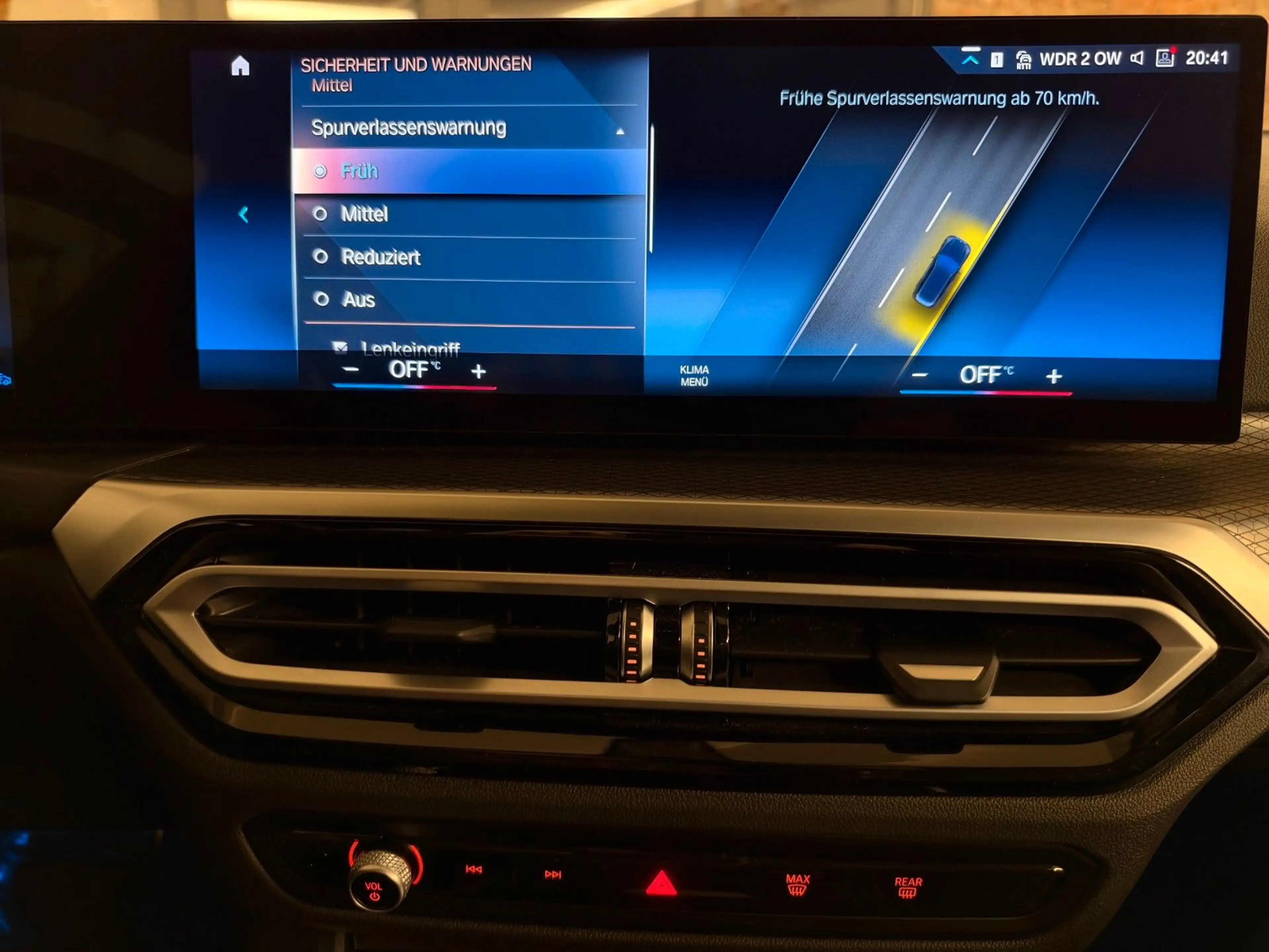 BMW 320 d xDrive M Sport ACC AHK HuD HiFi Pano 19" — photo 31