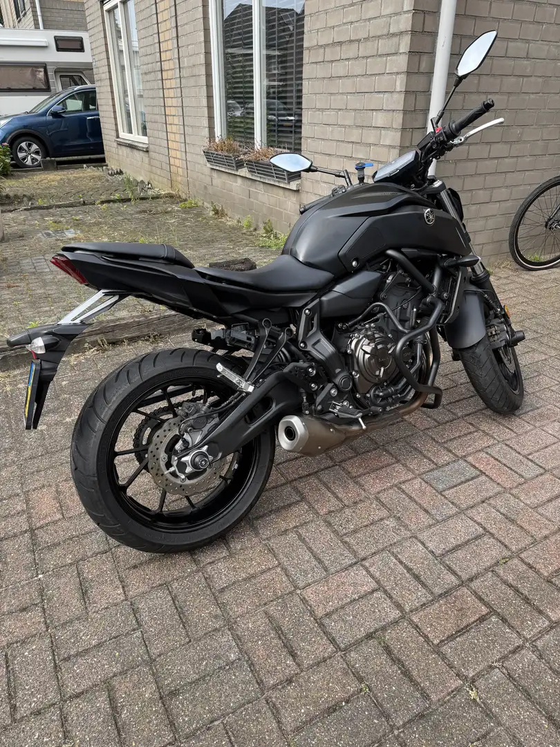 Yamaha MT-07 Zwart - 2