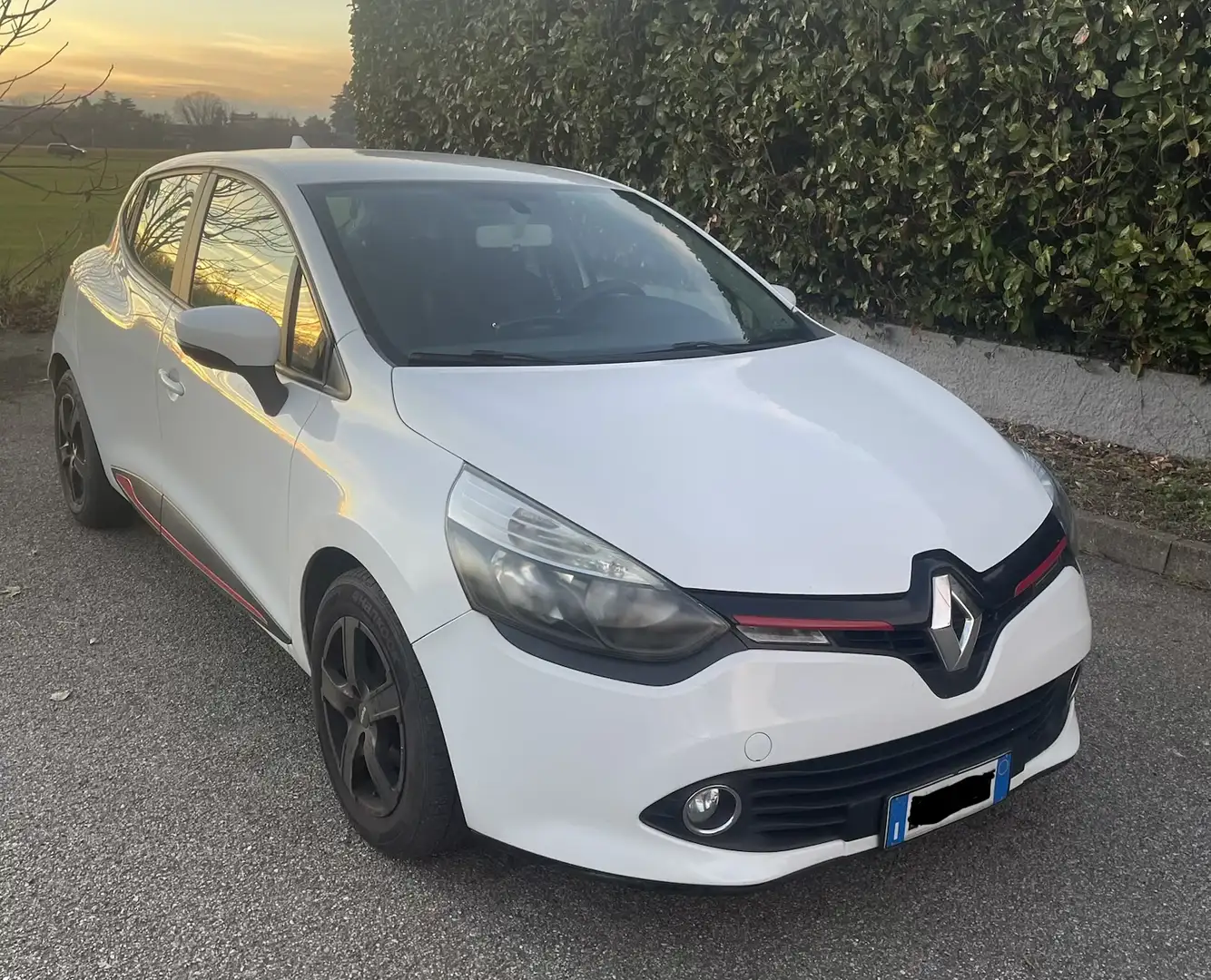 Renault Clio 5p 1.2 Live 75cv Bianco - 1