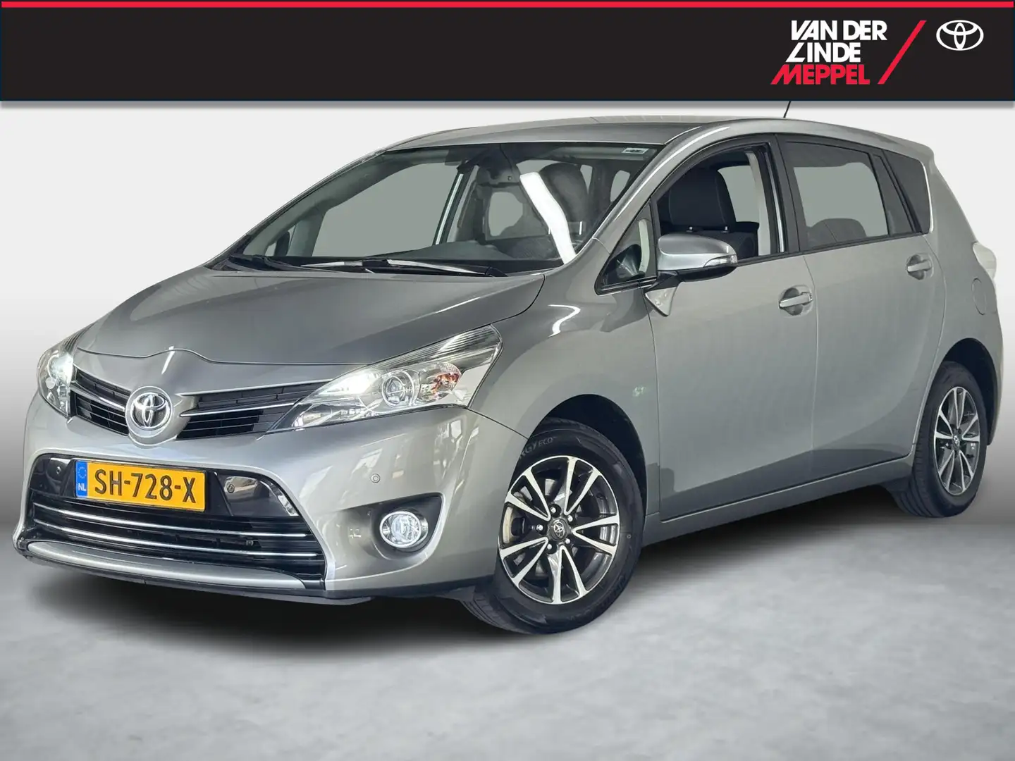 Toyota Verso 1.8 VVT-i Dynamic Business Trekhaak PDC Grijs - 1