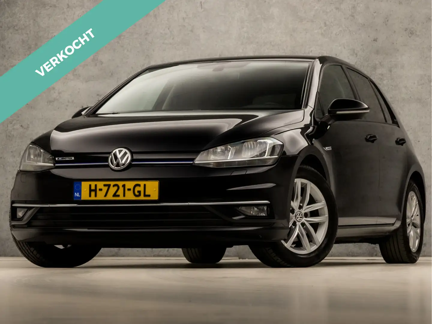 Volkswagen Golf 1.5 TSI Sportline Automaat (APPLE CARPLAY, CLIMATE Zwart - 1