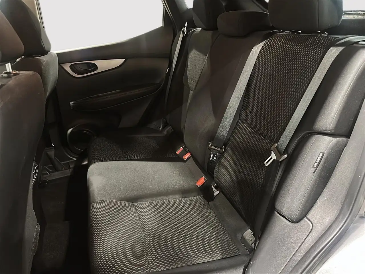 Nissan Qashqai снимка Nissan Qashqai