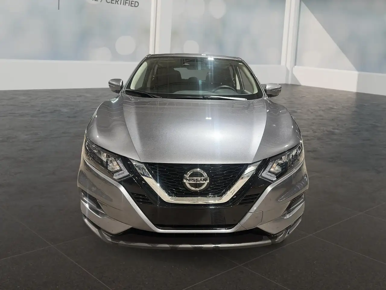 Nissan Qashqai снимка Nissan Qashqai