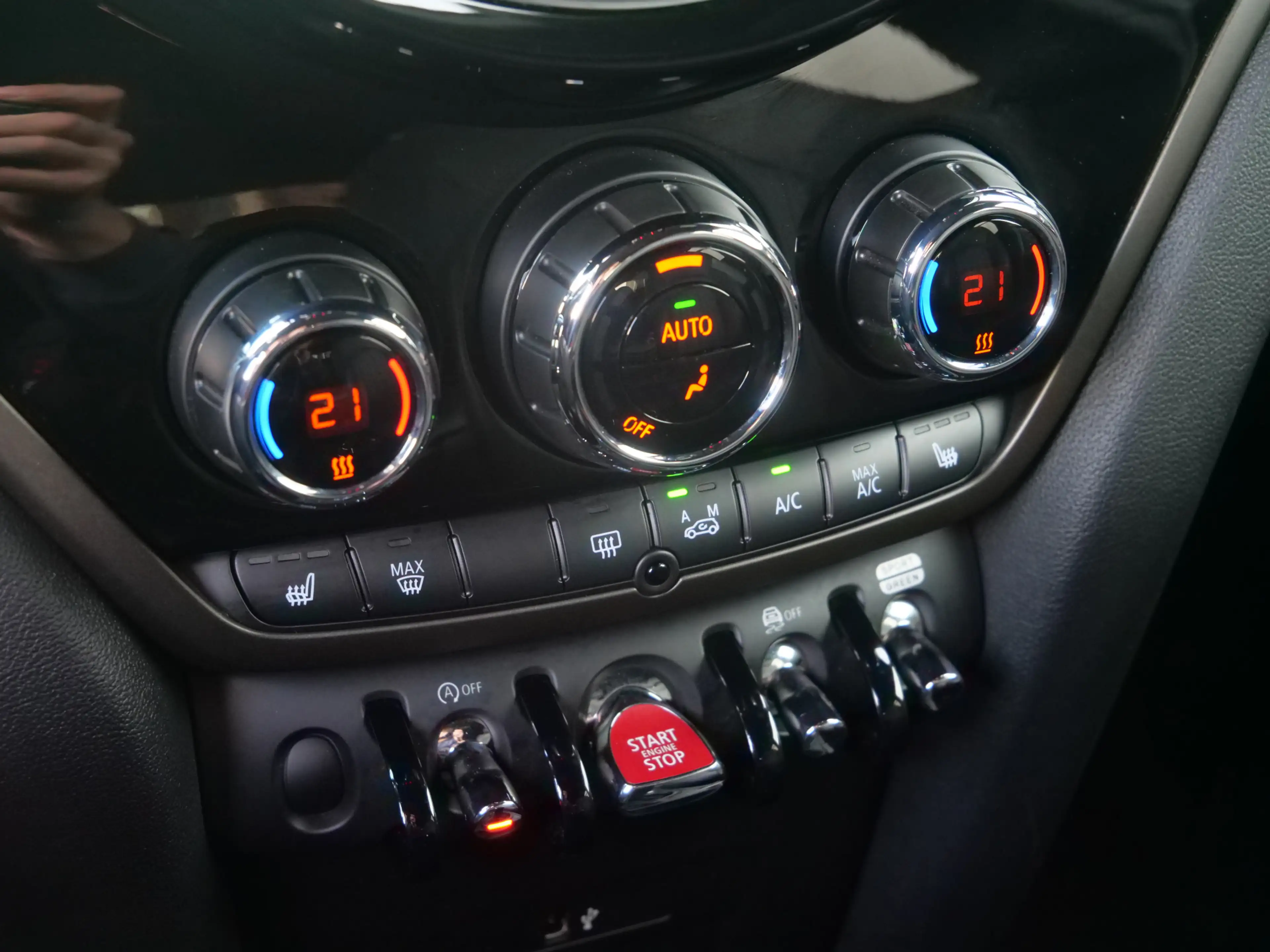 MINI Cooper S Countryman 2.0 Rockingham GT Edition — photo 22
