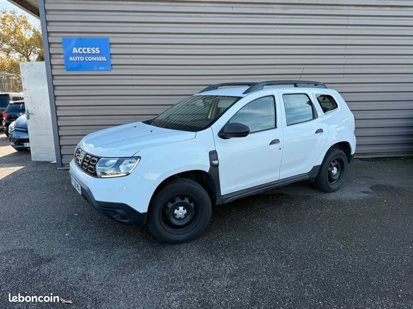 Dacia Duster ACCESS SCE 115 4X2, 1RE MAIN, Entretien renault, Révisé et Garantie Blanc - 1