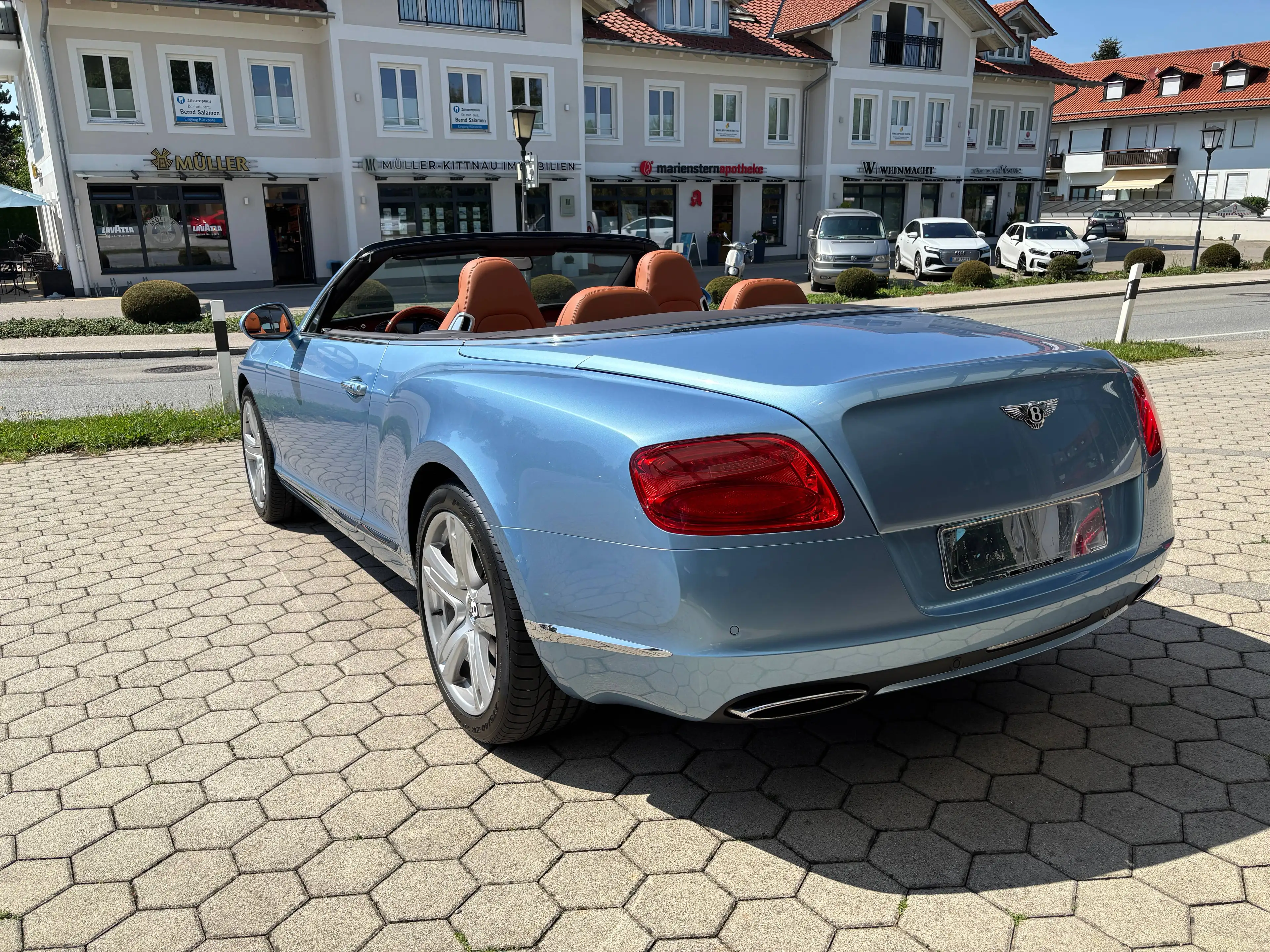 Bentley Continental Continental GTC GTC W12 NEUWERTIGER SAMMLERZUSTAND — photo 3