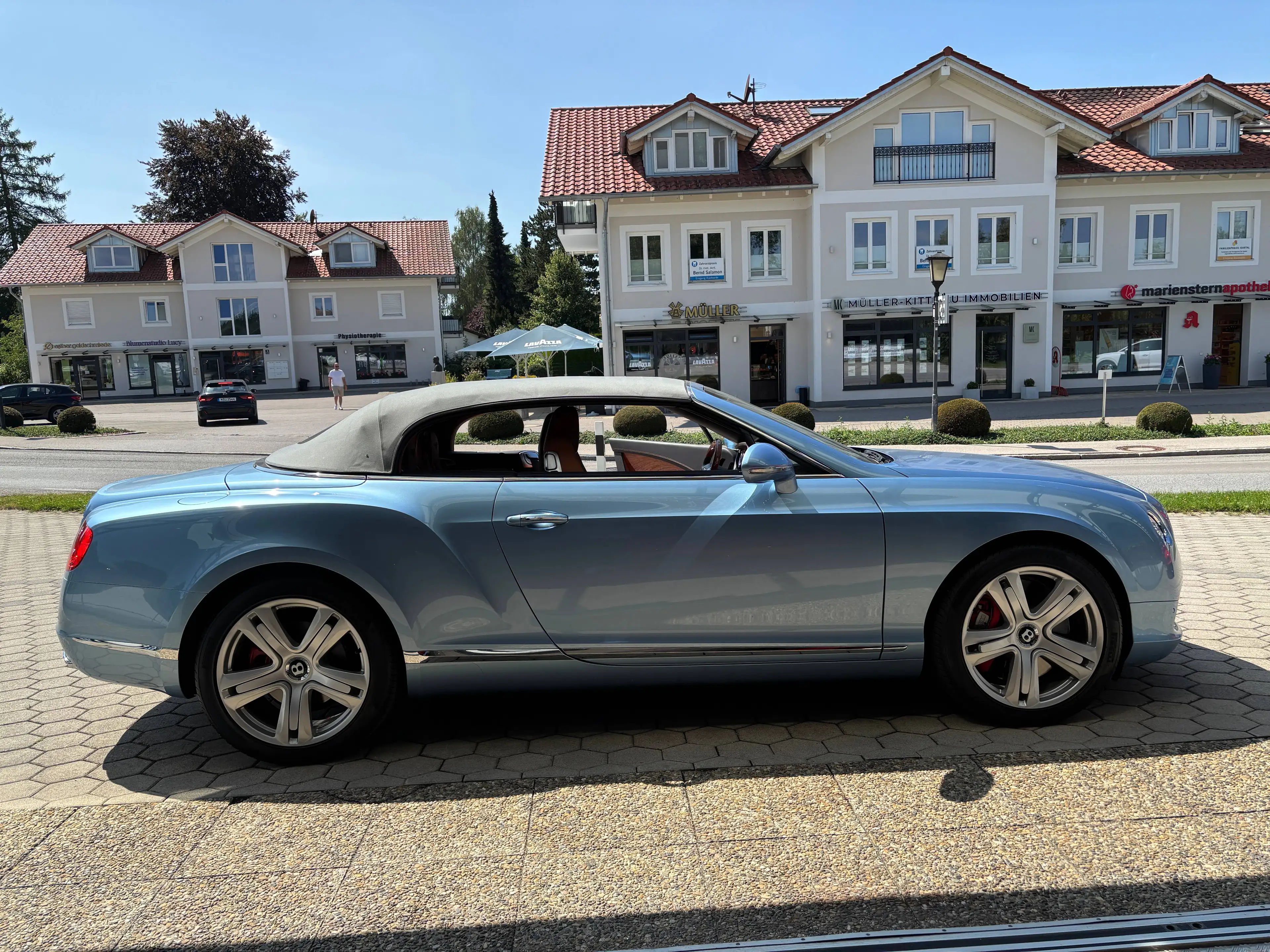 Bentley Continental Continental GTC GTC W12 NEUWERTIGER SAMMLERZUSTAND — photo 12