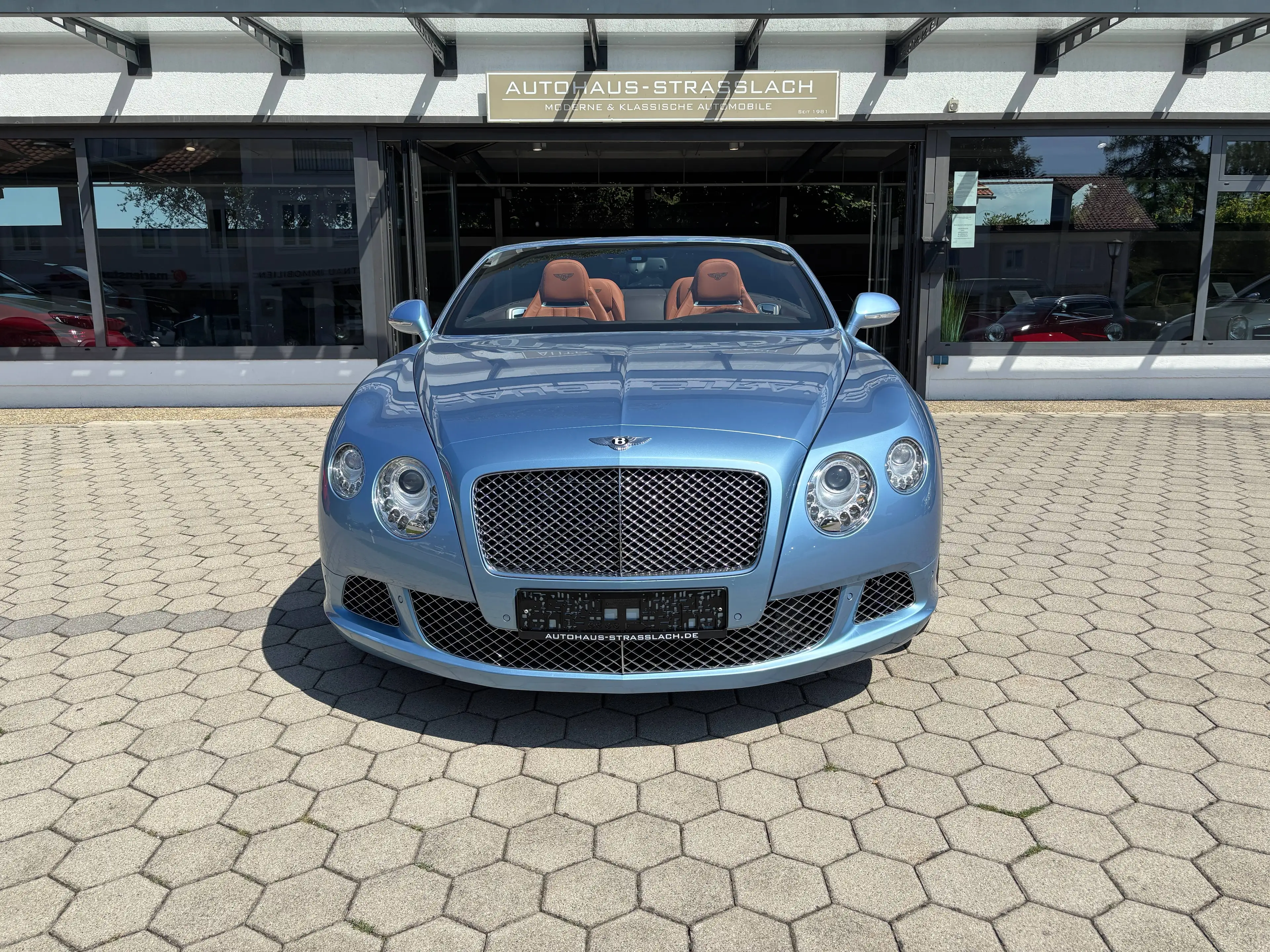 Bentley Continental Continental GTC GTC W12 NEUWERTIGER SAMMLERZUSTAND — photo 8
