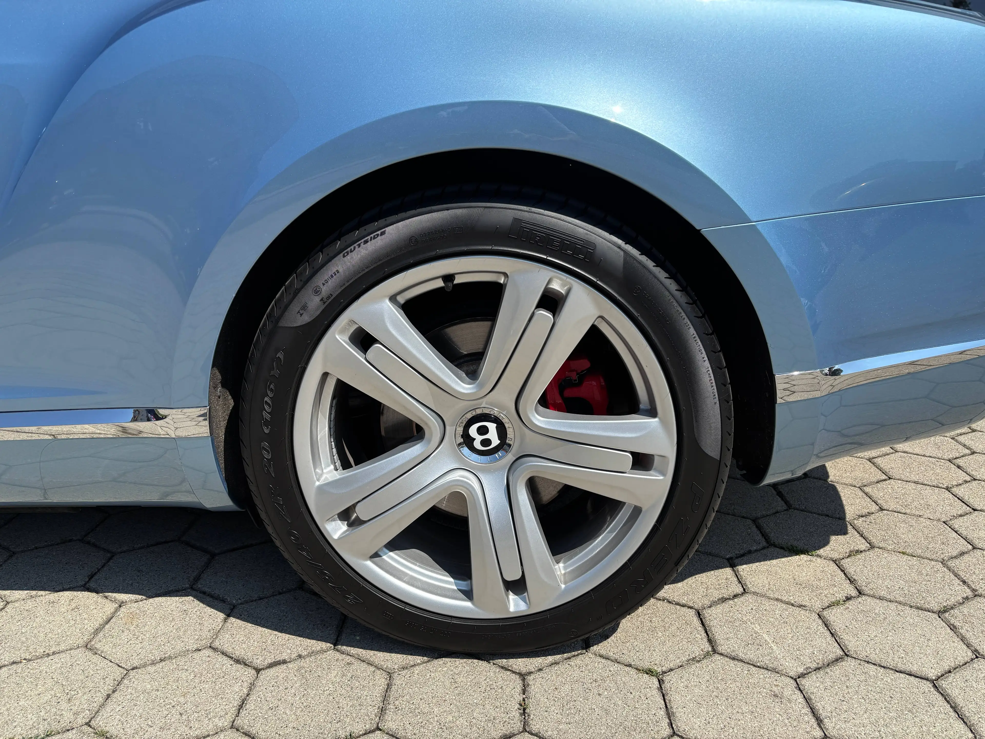 Bentley Continental Continental GTC GTC W12 NEUWERTIGER SAMMLERZUSTAND — photo 14