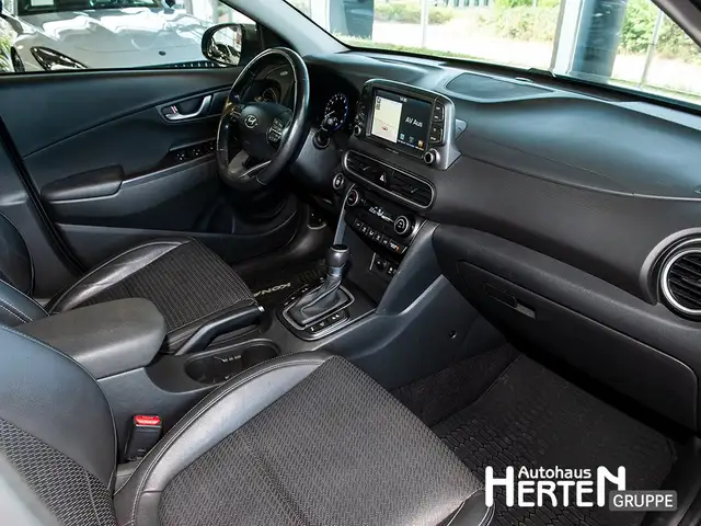 Hyundai Kona view 6