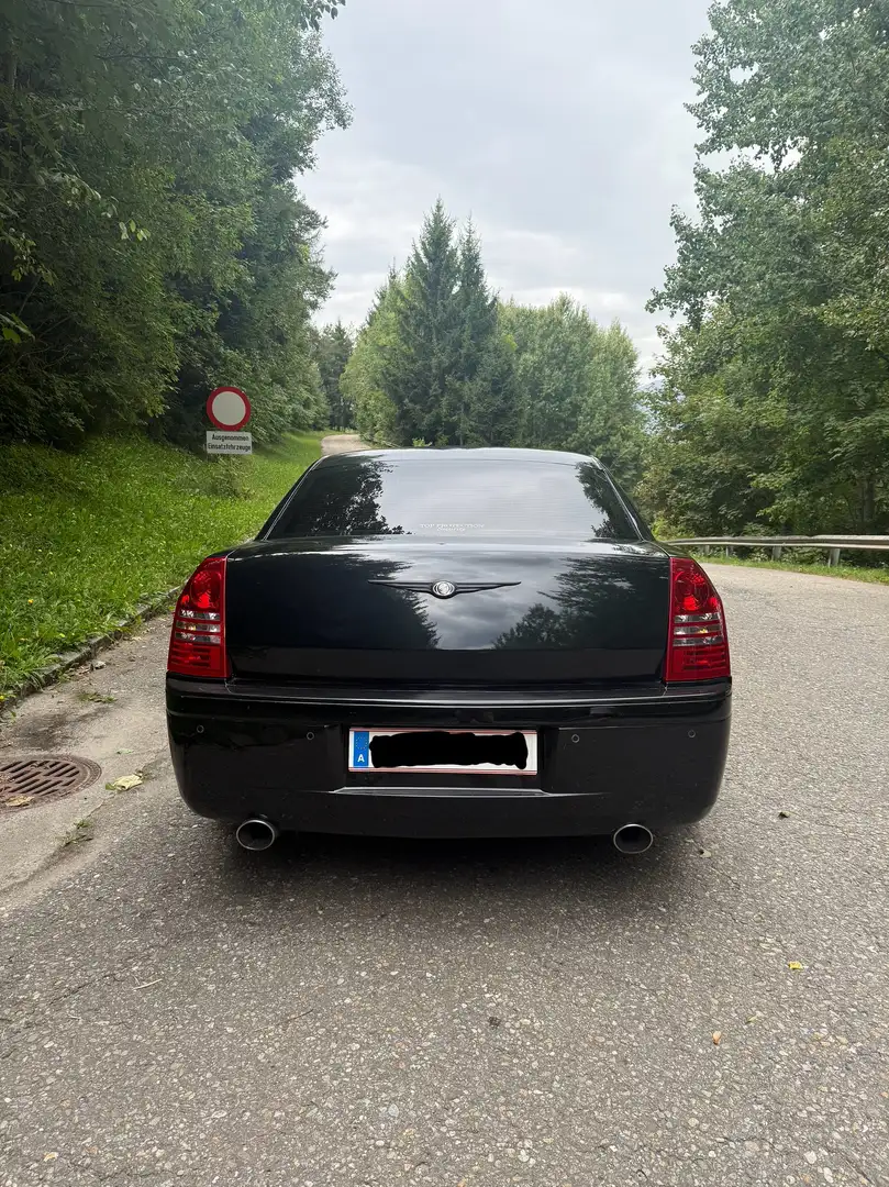 Chrysler 300C 5,7 HEMI Schwarz - 2